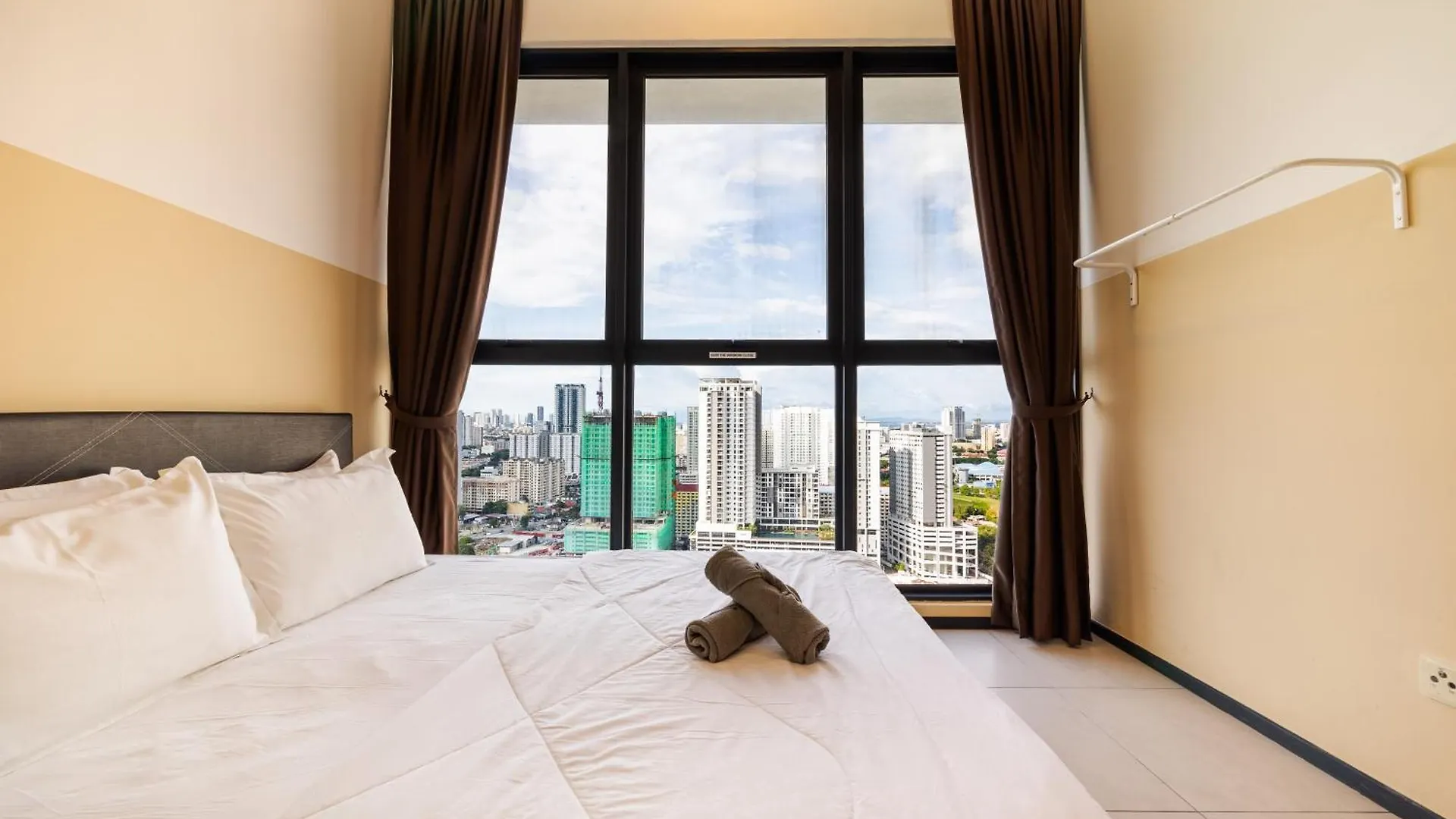 Apartment Ua26 #2Br Family Staycation Jelutong Ma­lay­sia